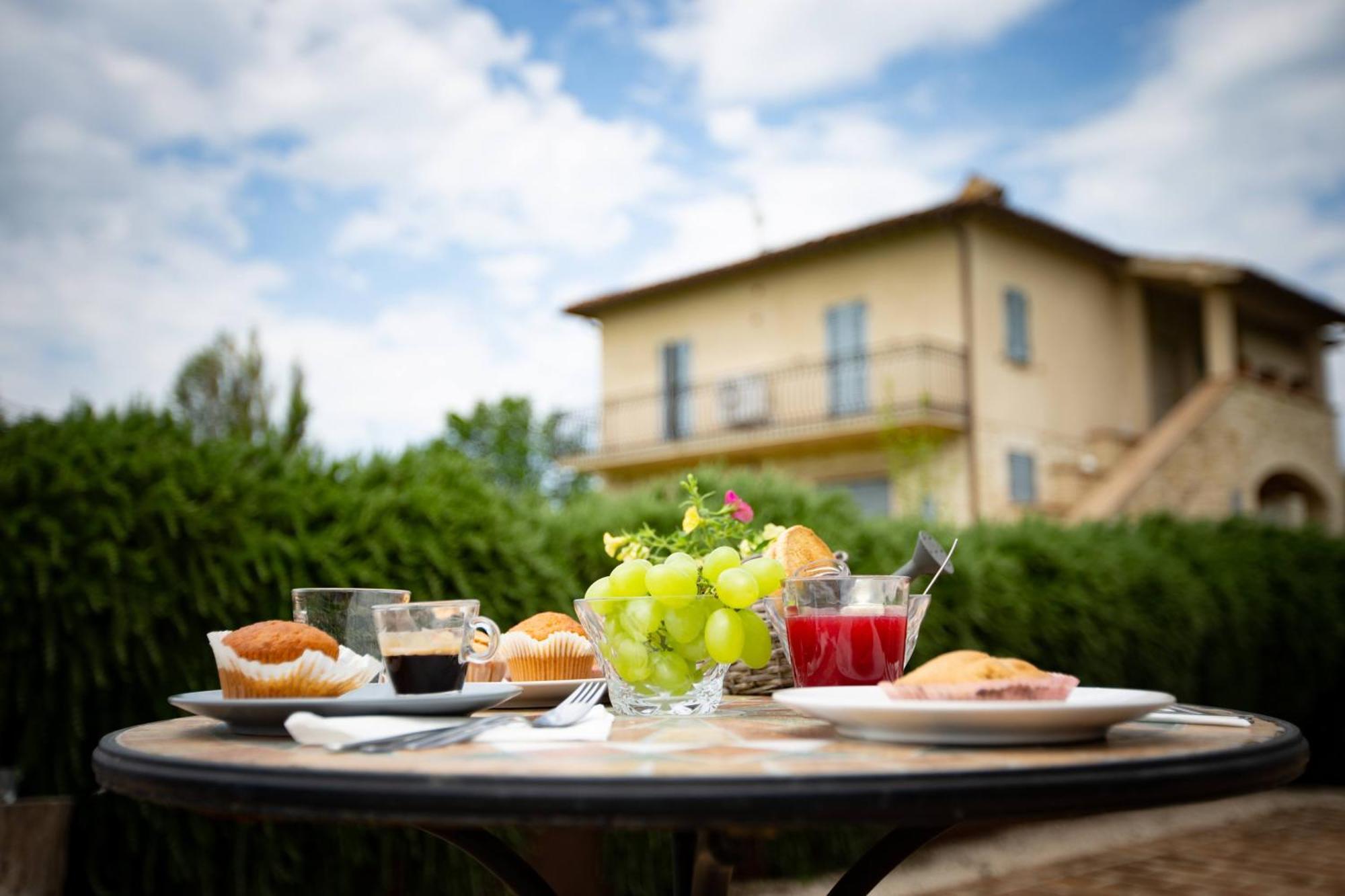 Agriturismo Qui E Ora Bevagna Bilik gambar